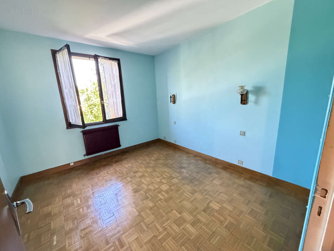 Maison 5 chambres avec fort potentiel - photo 11