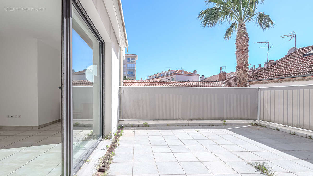 Appartement à HYERES
