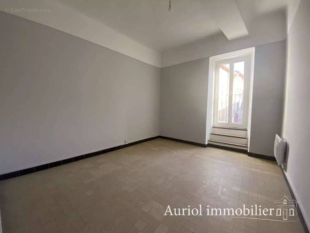 Appartement à AURIOL