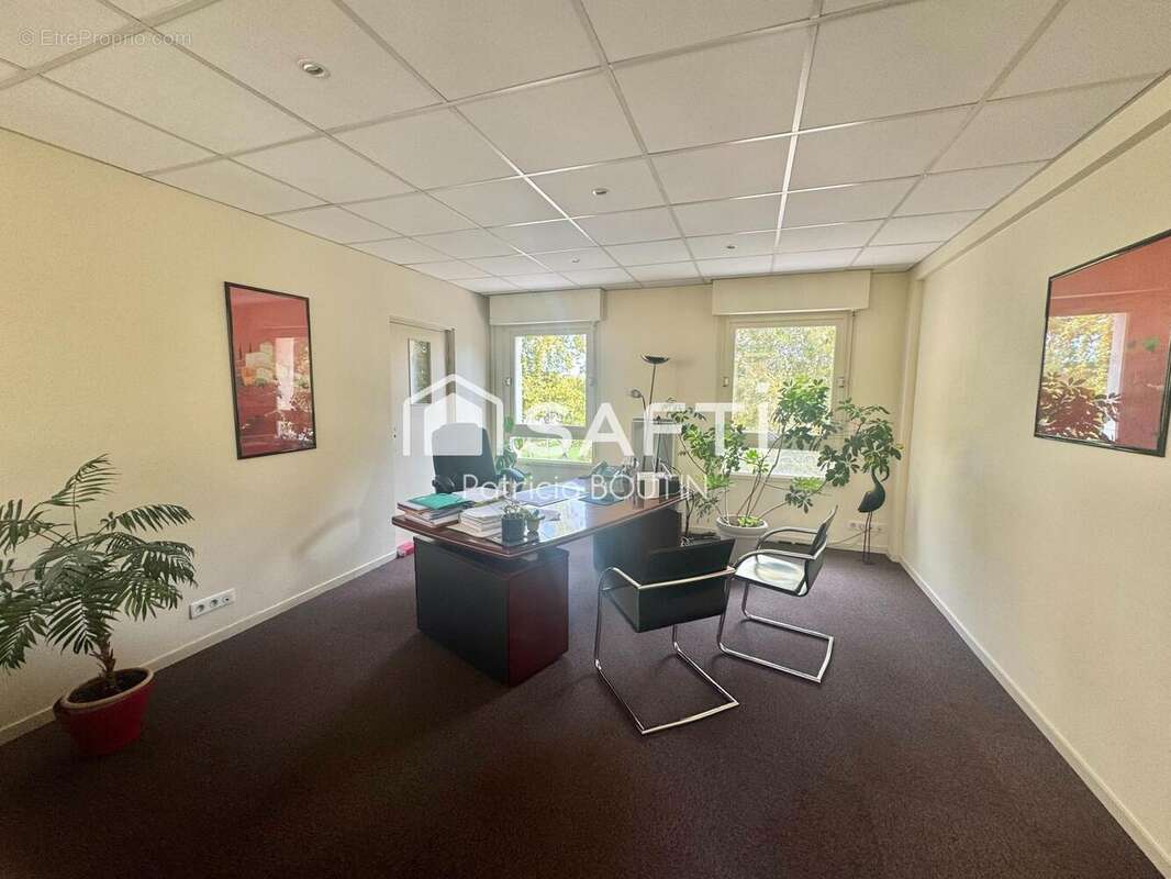 Photo 7 - Commerce à NIORT