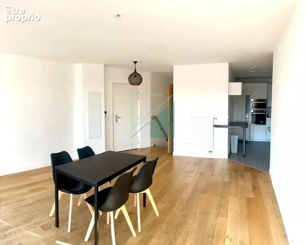 Asnières-sur-seine – 94 m² – 3 chambres – terrasse 38 m² – balcon – vue panoramique - photo 2