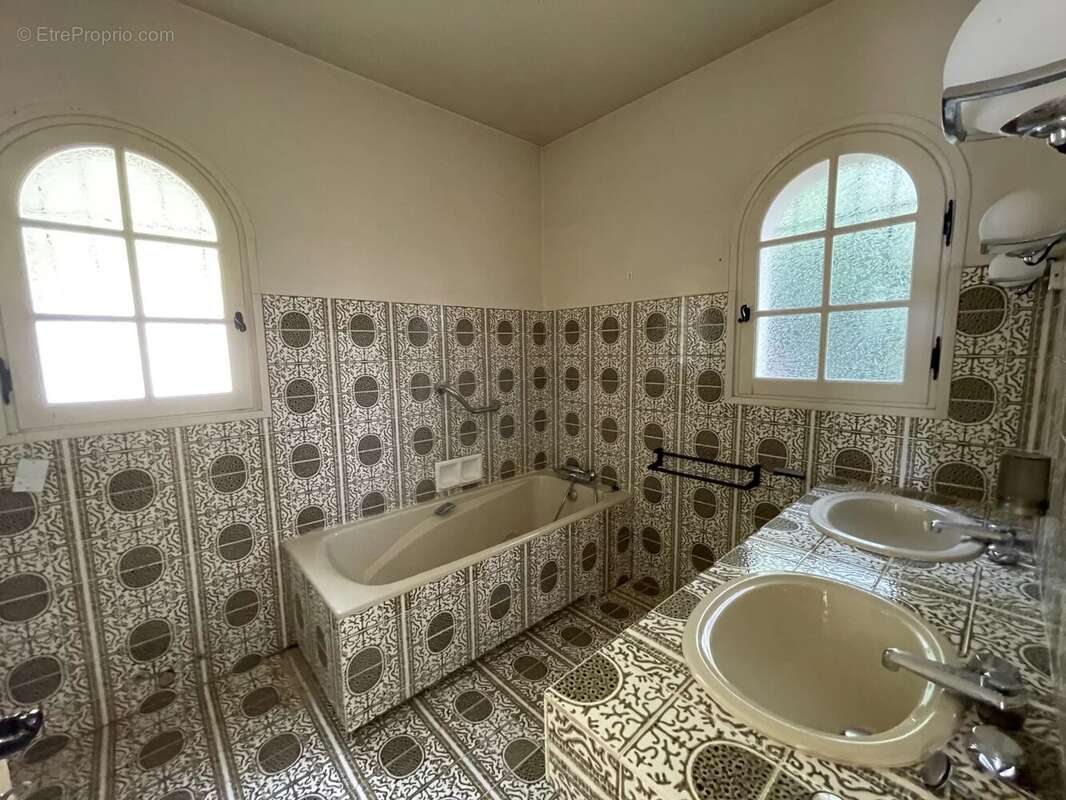 Maison à THEOULE-SUR-MER