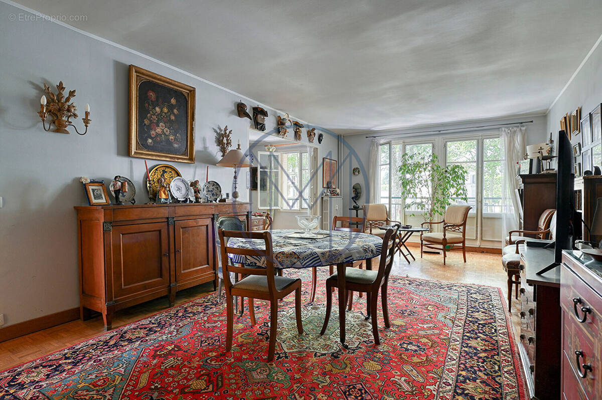 Appartement à VERSAILLES