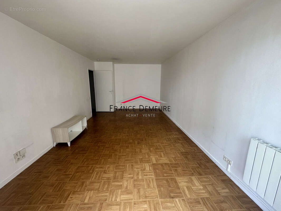 Appartement 30 m² à Franconville  - photo 4