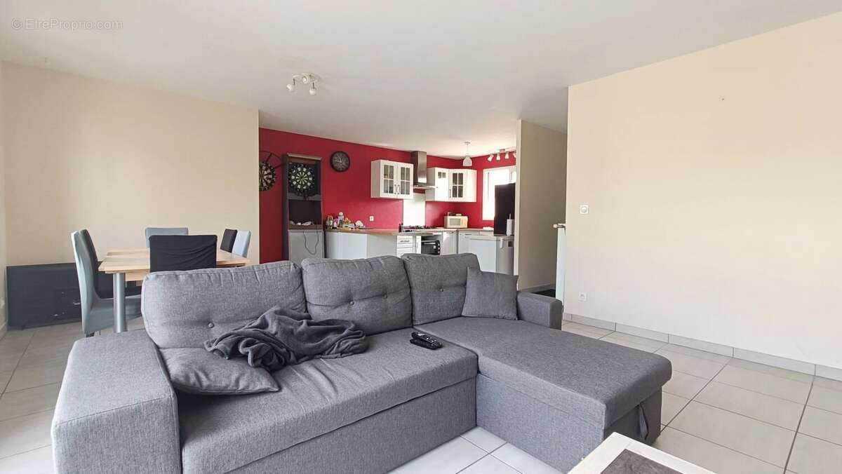 Maison à NEUVILLE-DE-POITOU