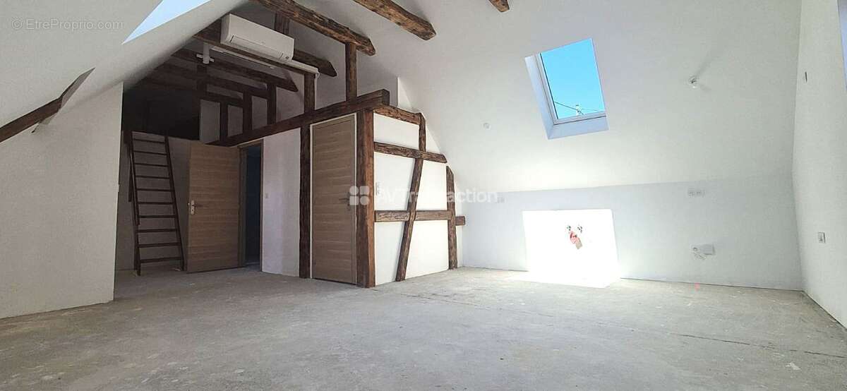 Appartement 108 m² à Nordhouse  - photo 2