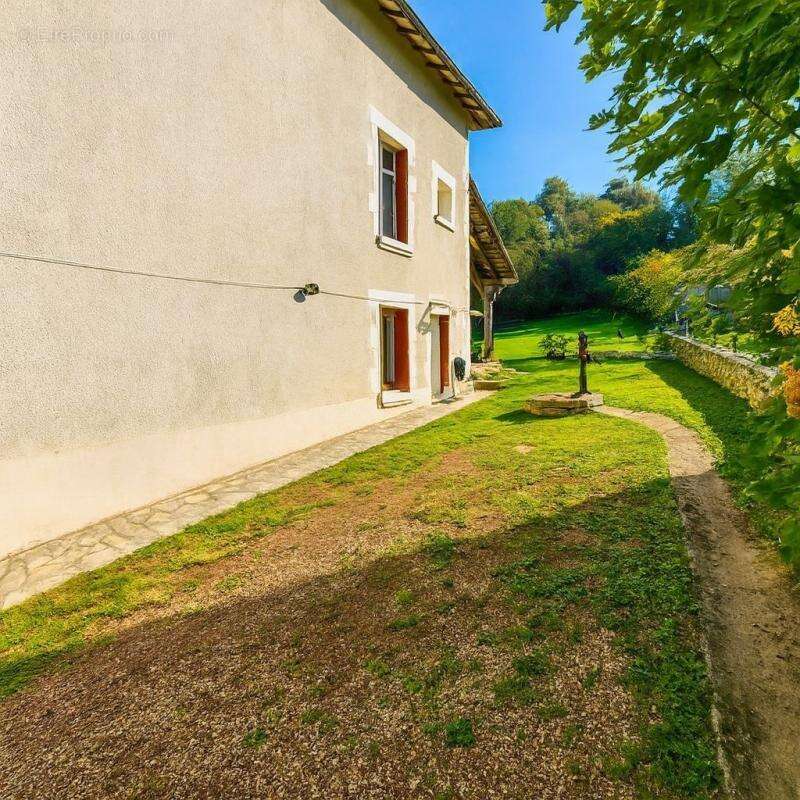 Maison à ALLOUE