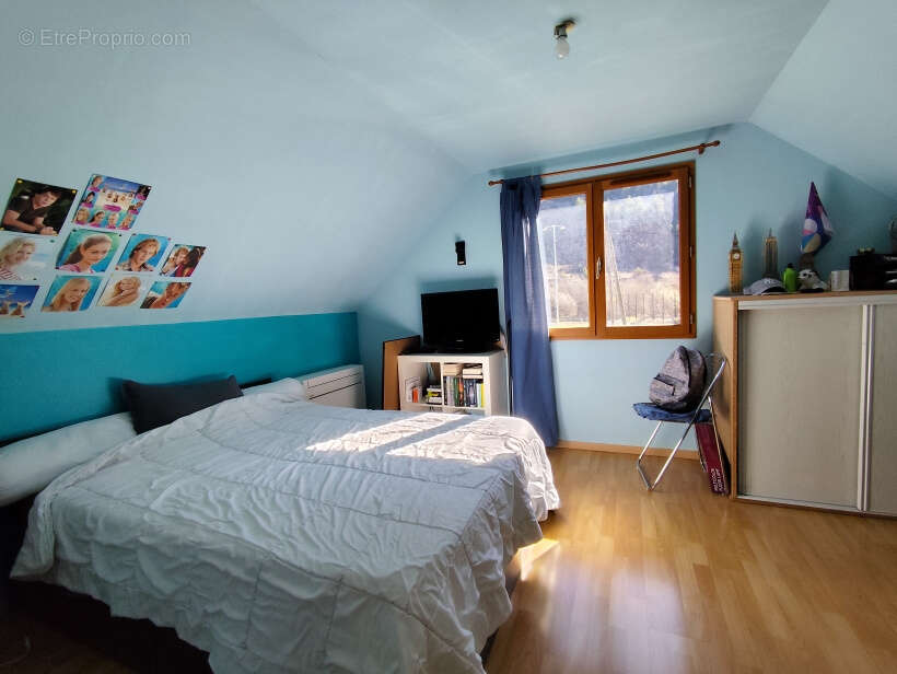 Maison à L'ARGENTIERE-LA-BESSEE