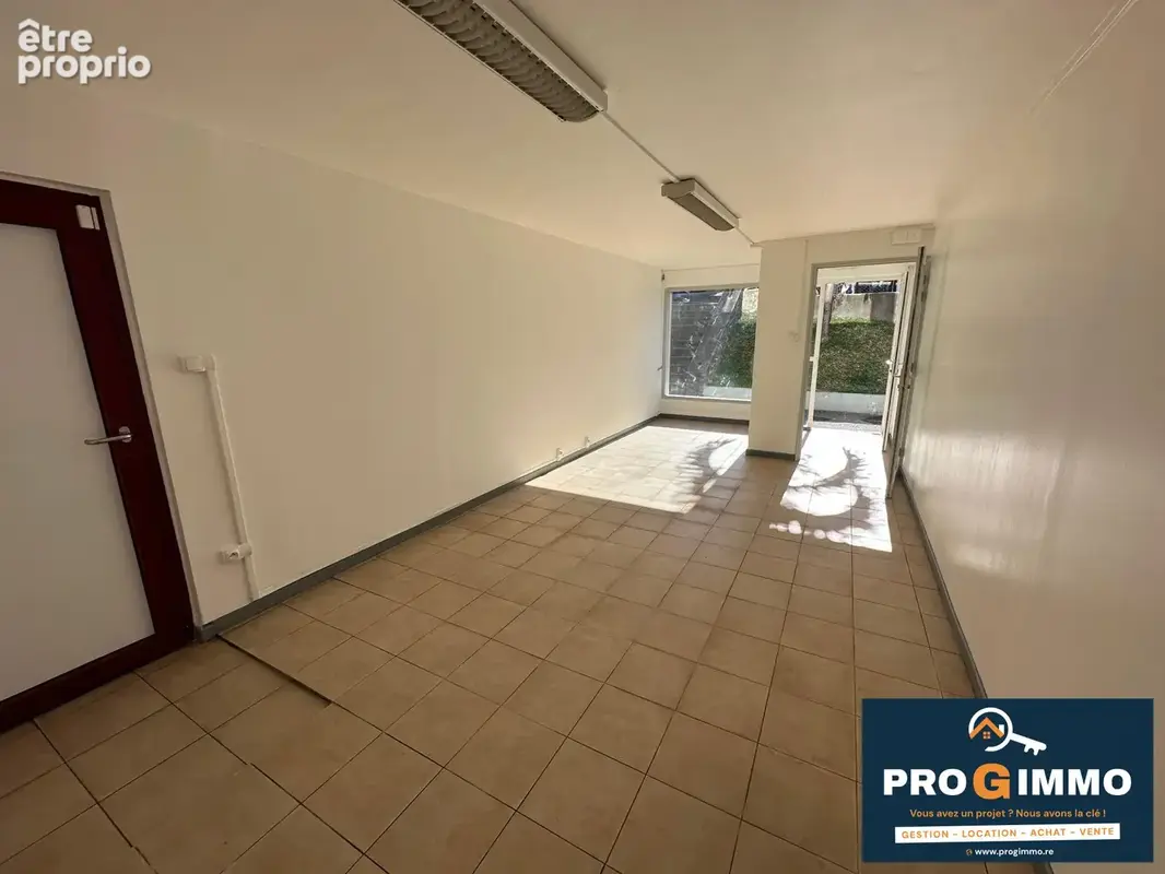 Commerce 51 m² à vendre à Le Tampon (97430) - photo 2