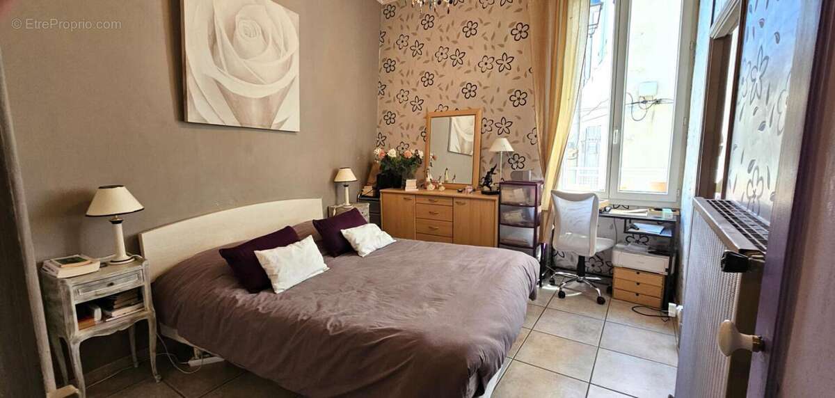 Maison à MONTELIMAR