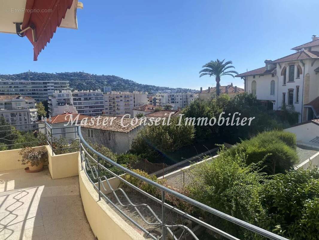 Appartement à LE CANNET