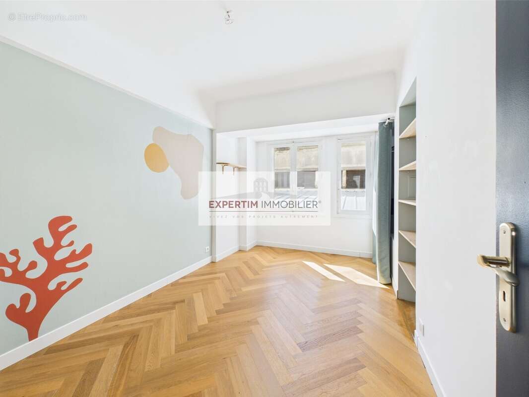 Appartement à VERSAILLES