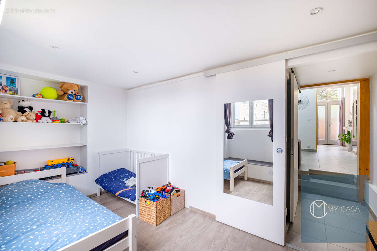 Appartement à LYON-5E