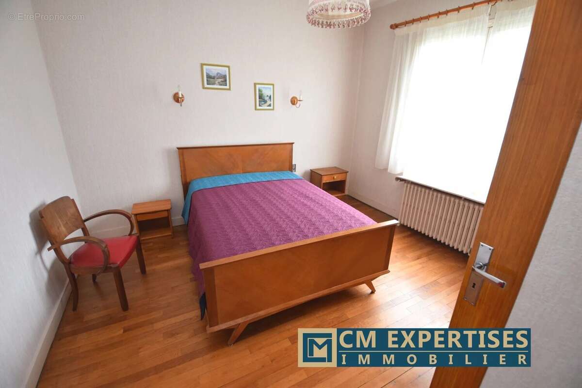 Maison à SAINT-ASTIER