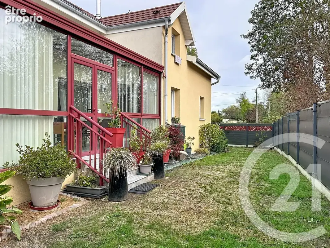 Maison 6 pièces 179 m² à vendre à Thaon-Les-Vosges (88150) - photo 16