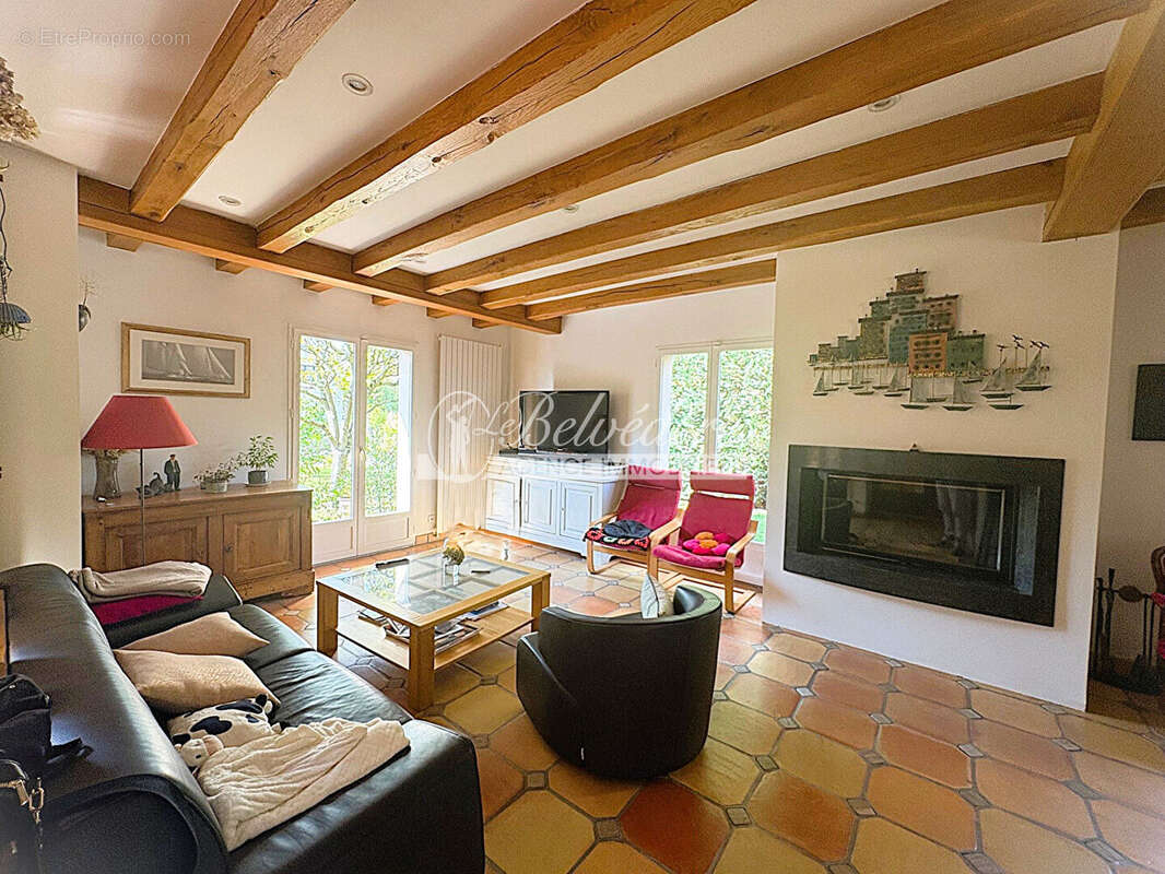Maison à SAINT-LEU-LA-FORET