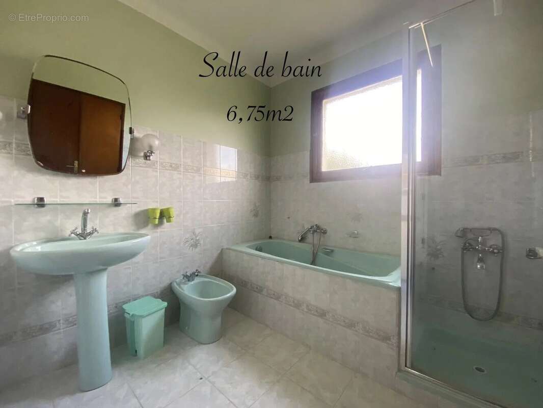 Maison à SIX-FOURS-LES-PLAGES