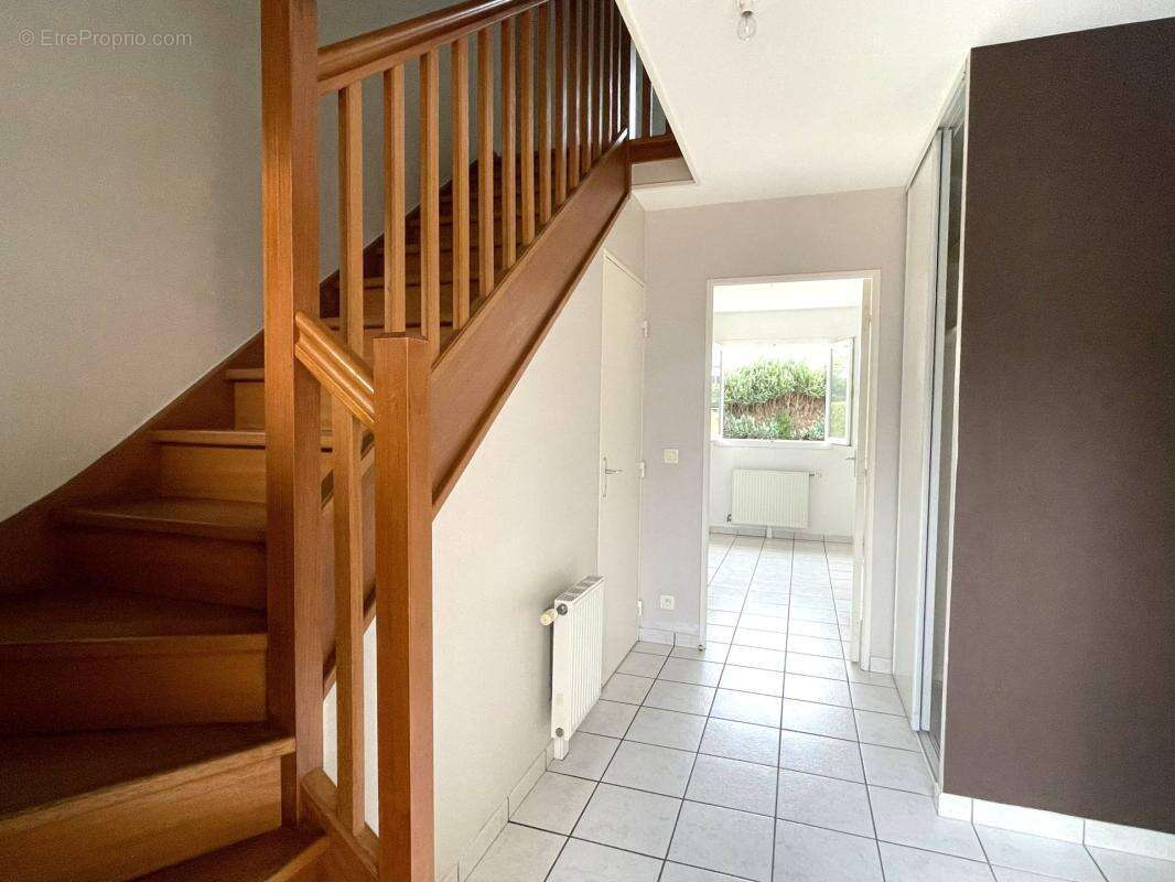 Beaumont le roger - t4 de 90 m² - photo 3
