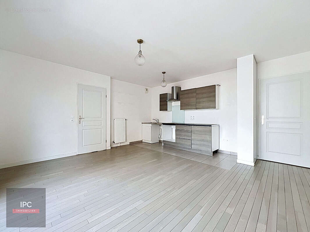 Appartement à CLICHY