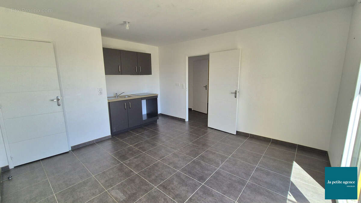 Appartement 40 m² à Epron  - photo 2