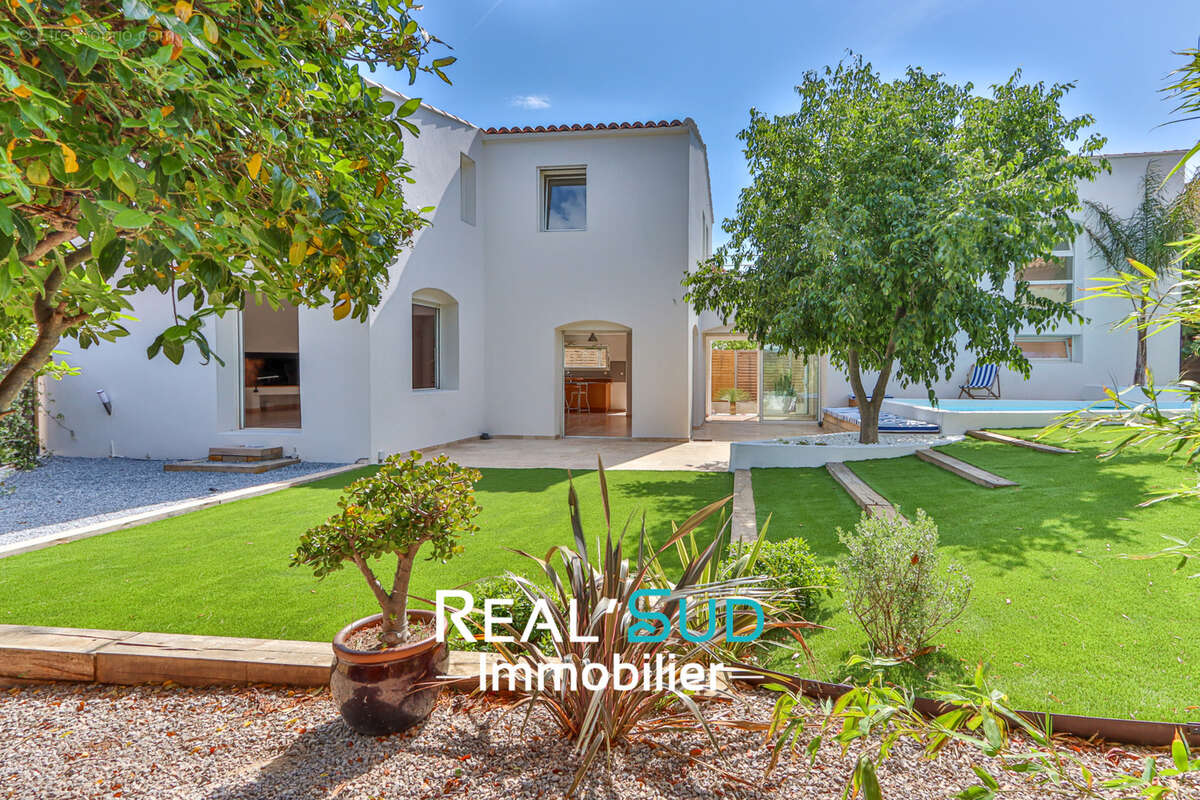 Maison à MARSEILLE-9E