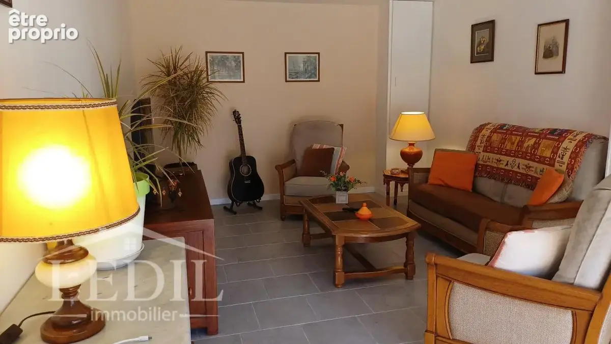 Maison en pierre de caractère – 173 m² – 5 chambres – Terrain de plus de 1 000 m² – Noaillan - photo 4