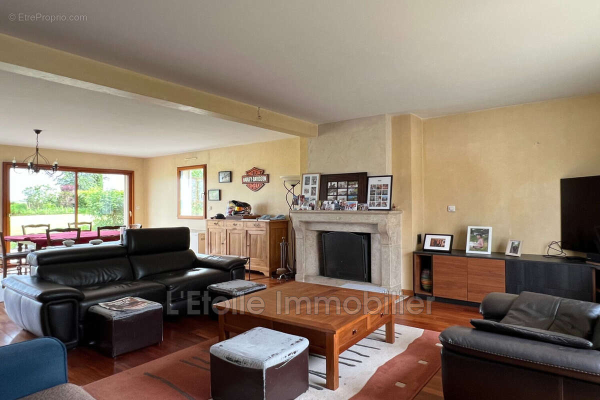 Maison 204 m² à Mortagne-Au-Perche  - photo 5