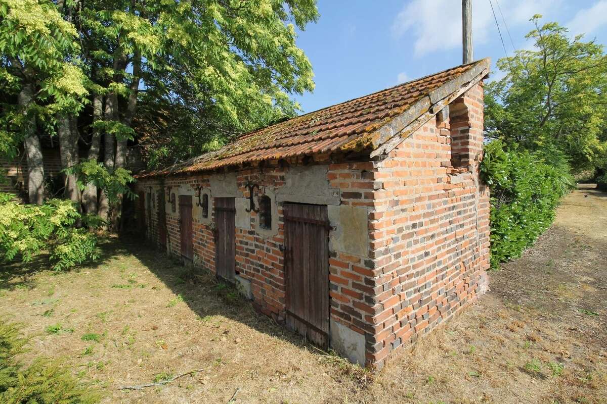 Domaine d'exception avec de grands potentiels à vendre en Bourgogne - photo 34