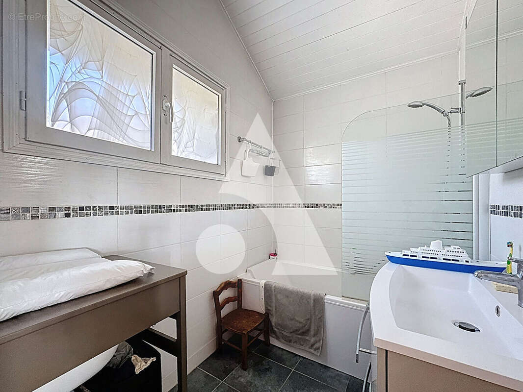 Maison 3 chambres avec jardin à Châtillon-en-Michaille - Proche Valserhône - photo 10