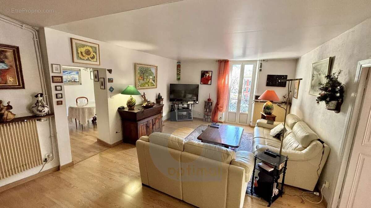 Appartement à SOSPEL