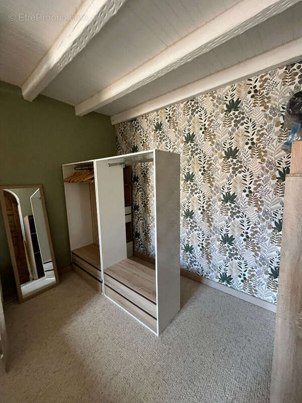 Appartement à LARAGNE-MONTEGLIN