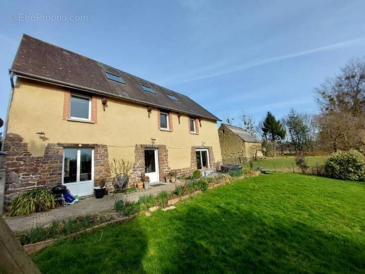 Maison principale - Maison à HUDIMESNIL