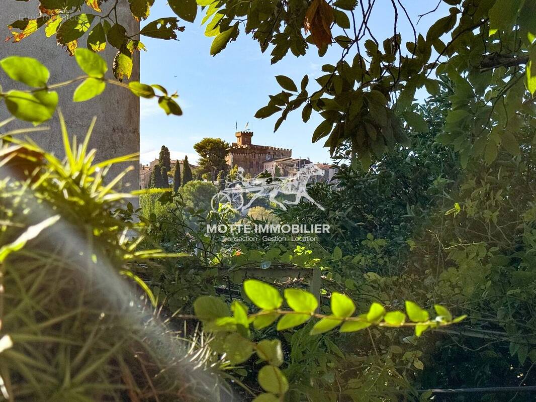 Maison à CAGNES-SUR-MER