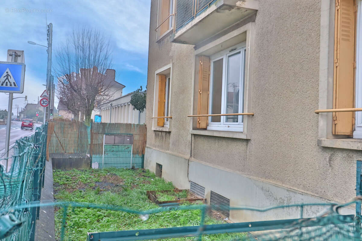 Appartement à LA CHAPELLE-SAINT-LUC