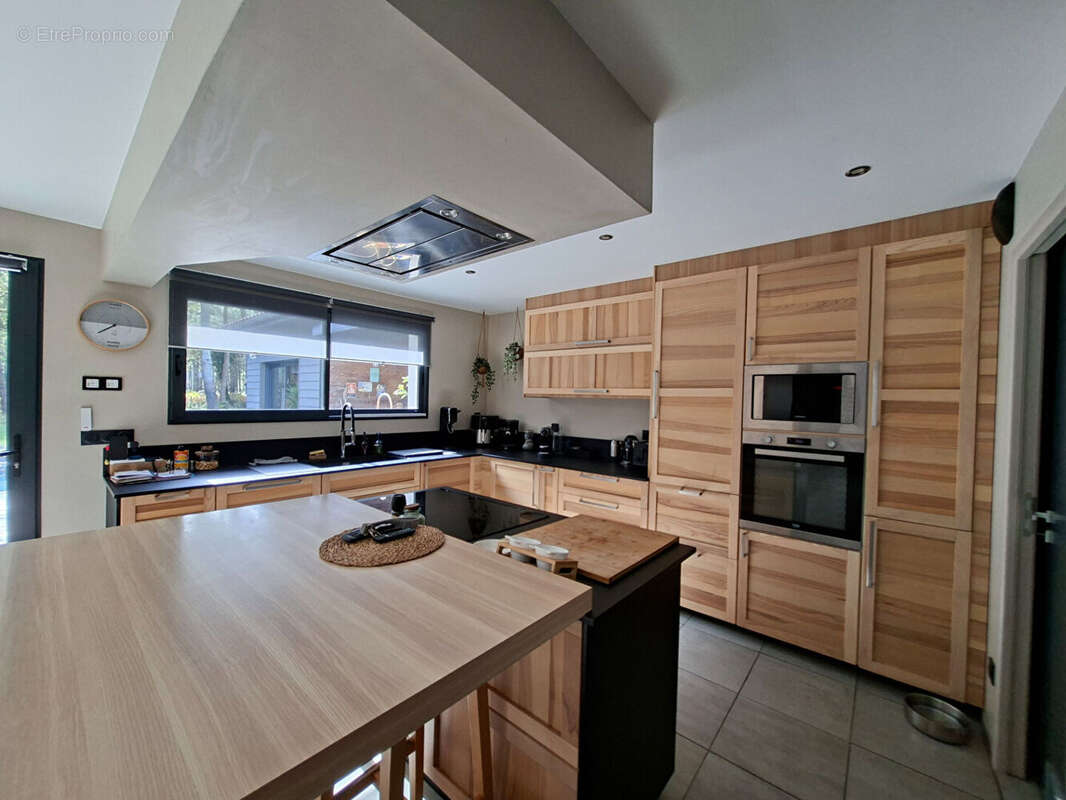 Maison à MOLIETS-ET-MAA