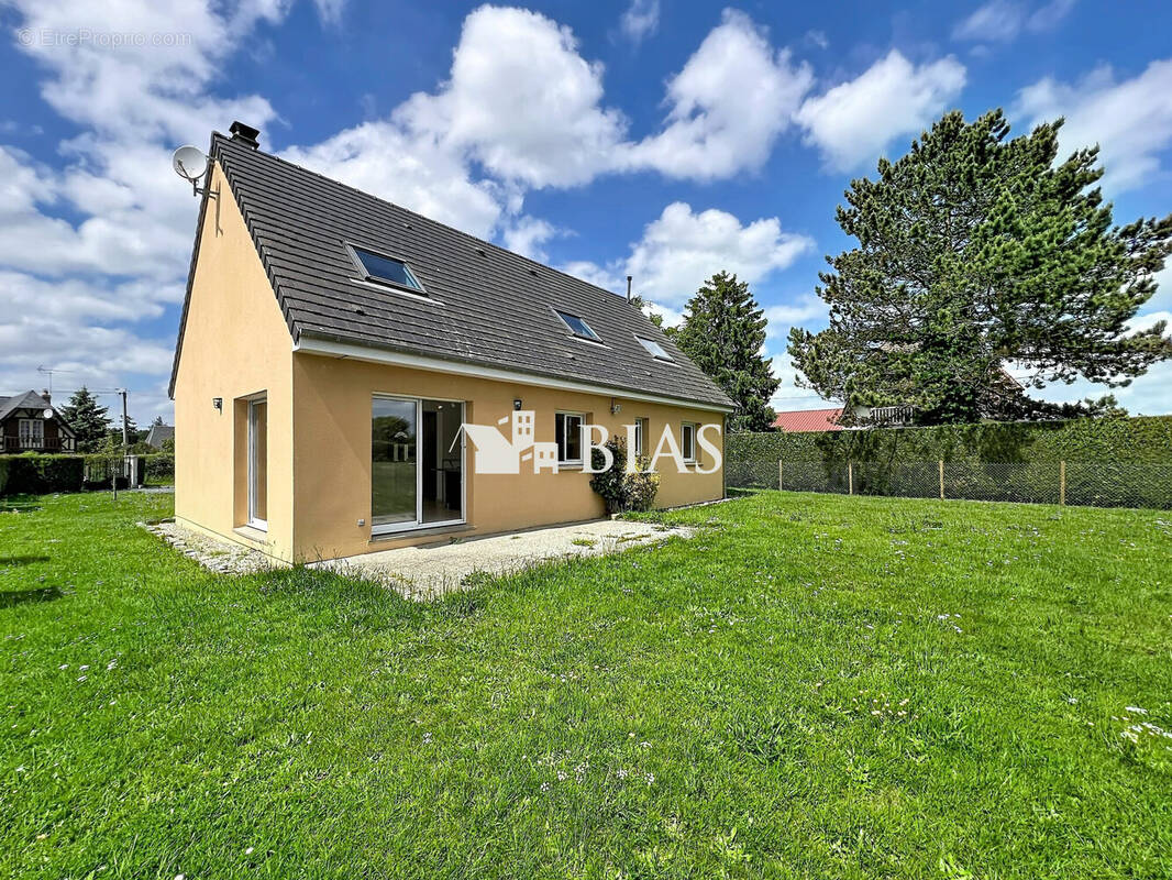 Maison à BERNAY