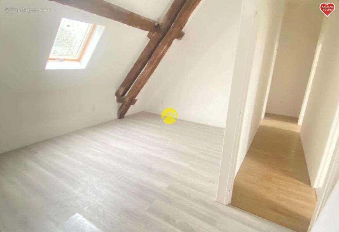Immeublede 360 m² 3 appartements - photo 8
