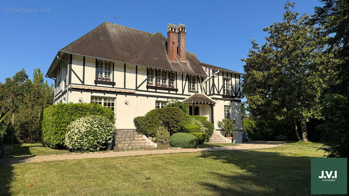Maison à ENGHIEN-LES-BAINS