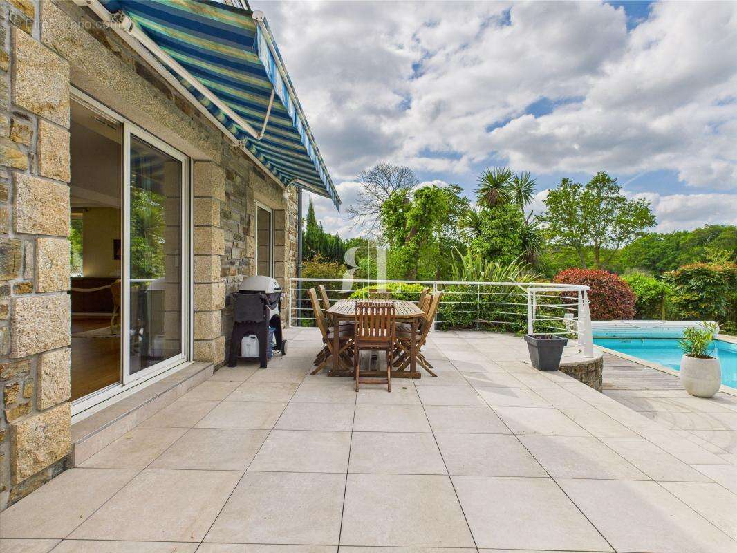 Maison à PONT-SCORFF