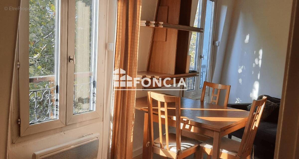 Appartement à PARIS-18E