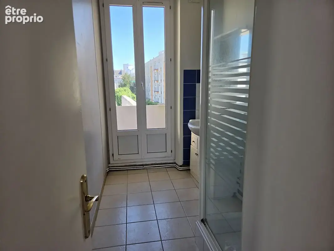Immeuble -3 t3 + local commercial,brest - photo 7
