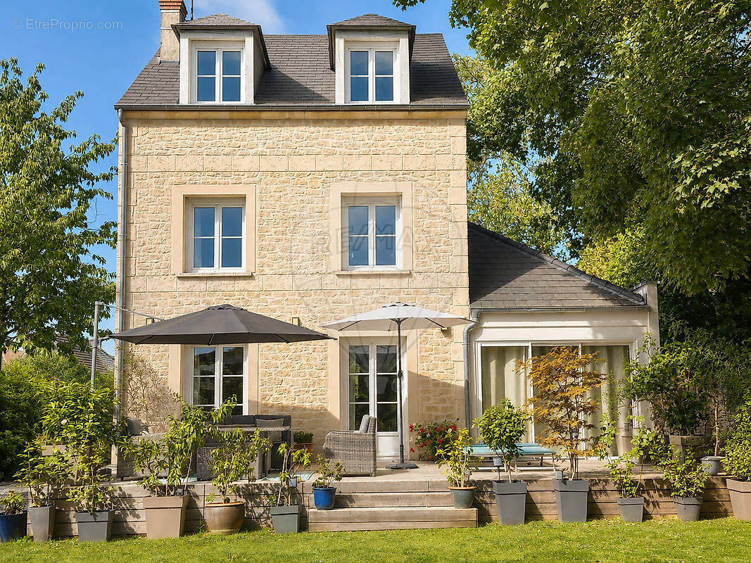 Maison à SENLIS