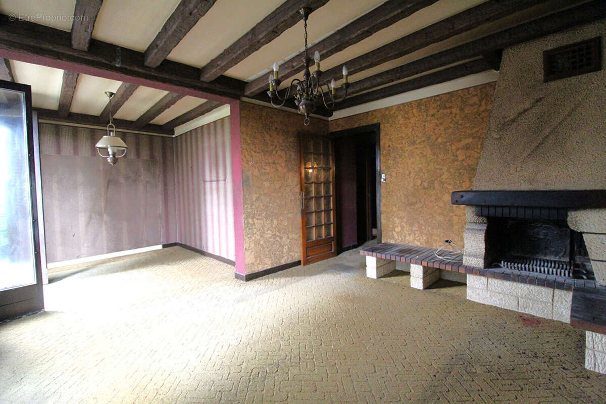 Maison à SAINT-AMOUR