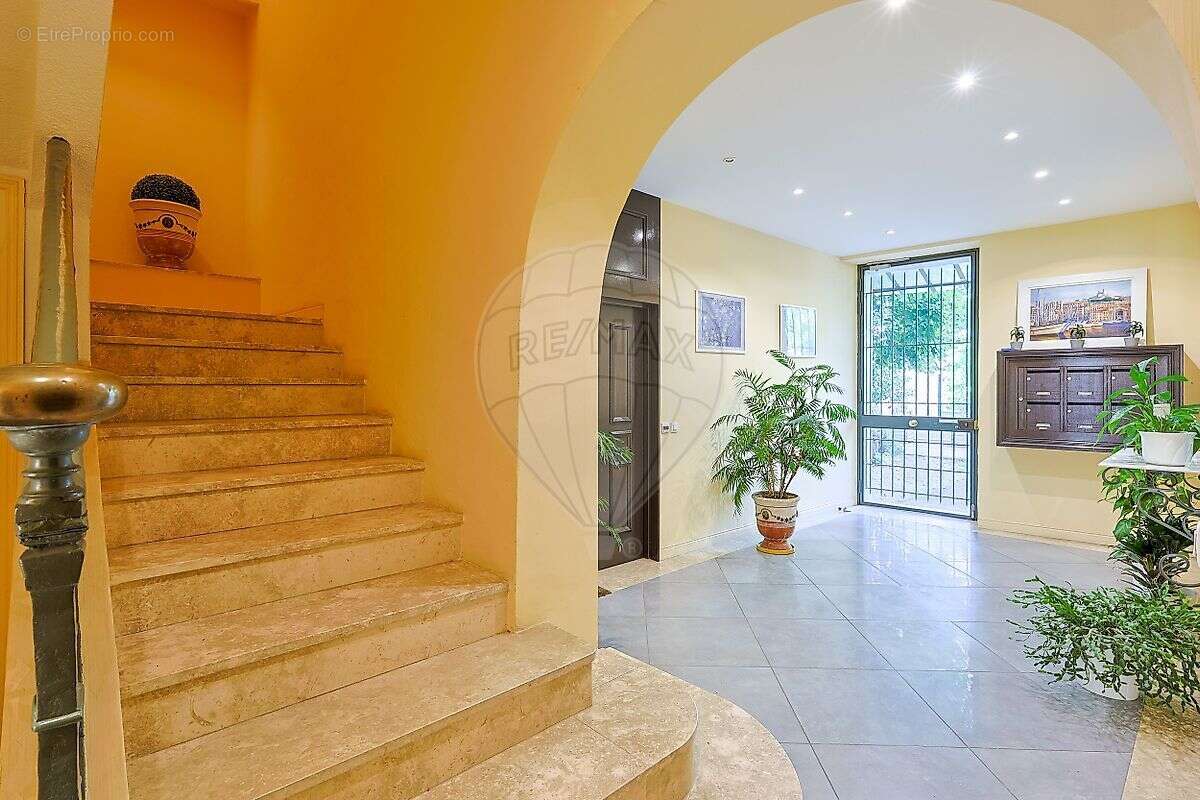 Appartement à MARSEILLE-11E