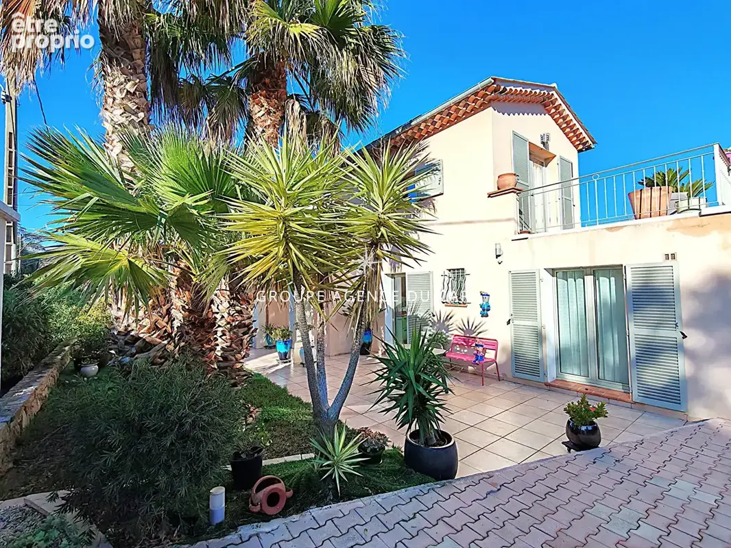 Maison à FREJUS
