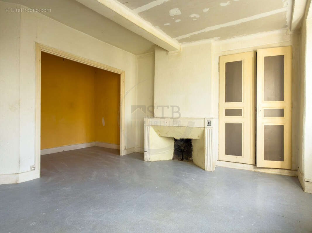 Appartement à PRIVAS