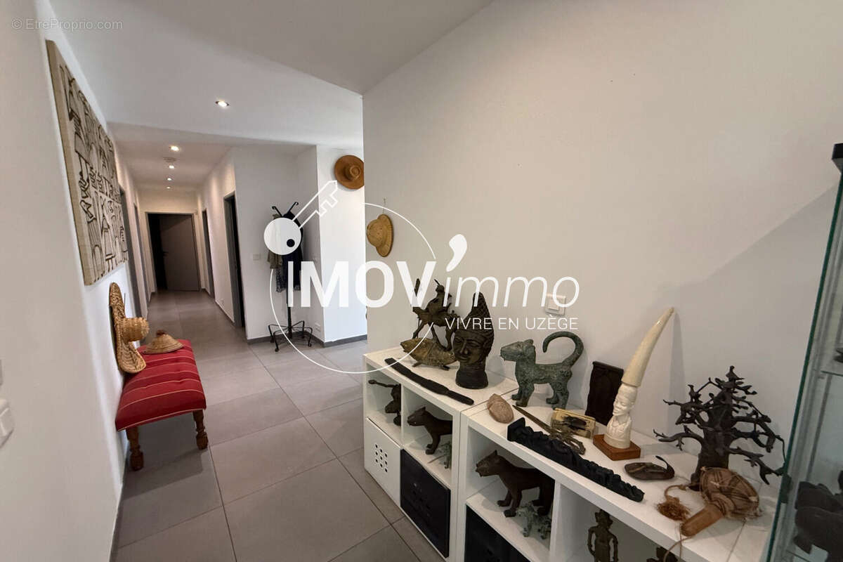 Maison 151 m² à Uzes  - photo 8