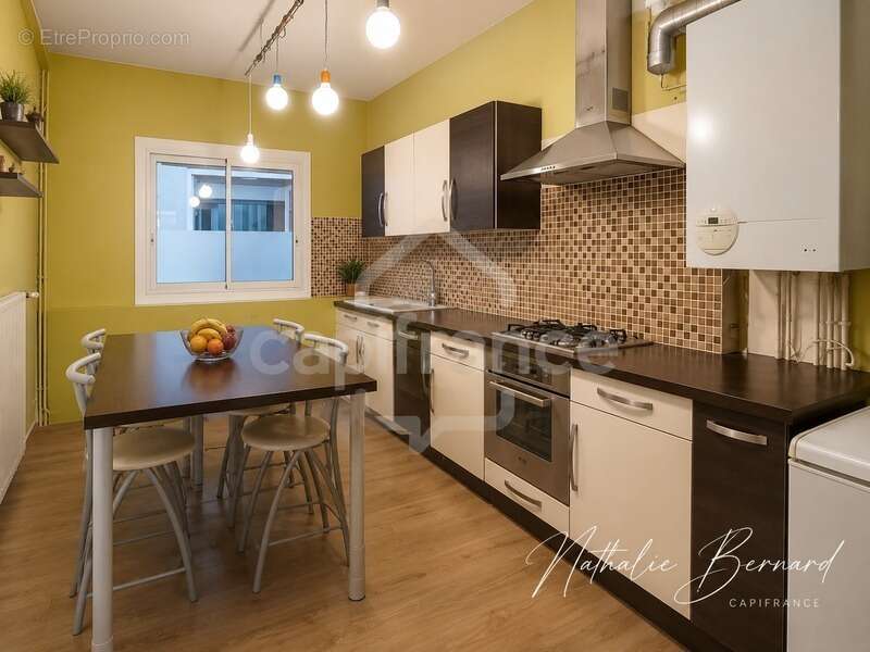 Immeuble mixte avec local commercial et habitation – Centre-ville de Villeneuve-sur-Lot - photo 8