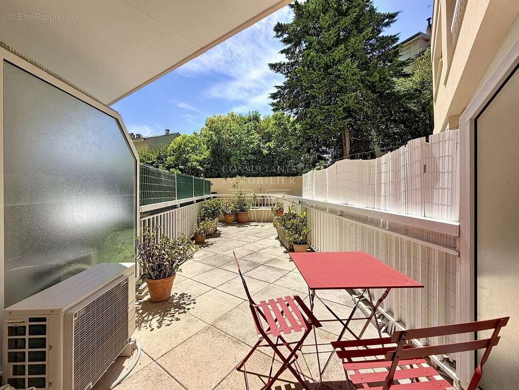 Appartement à CANNES