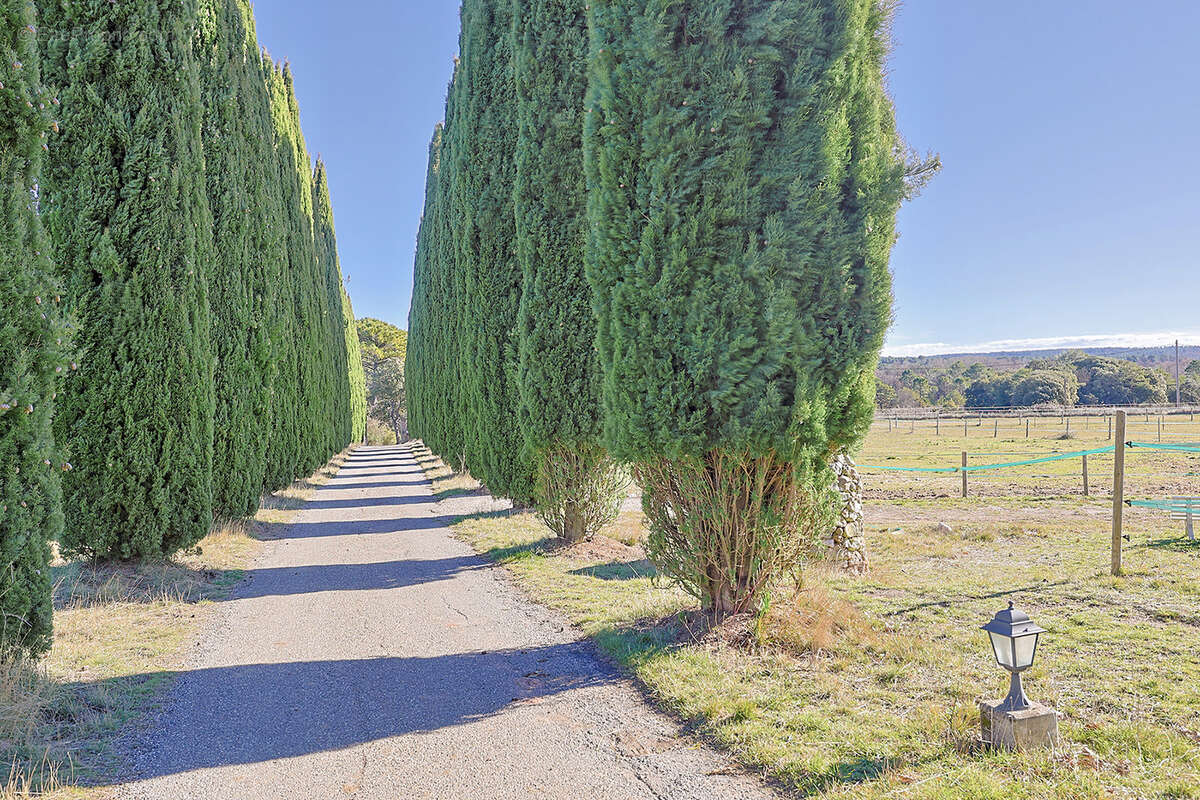 Maison à MOISSAC-BELLEVUE